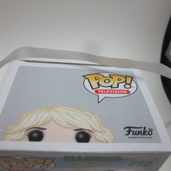 Kelly Bundy Married with Children Funko - Picture 3 of 5